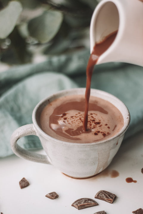 Hot chocolate with cinnamon and black pepper